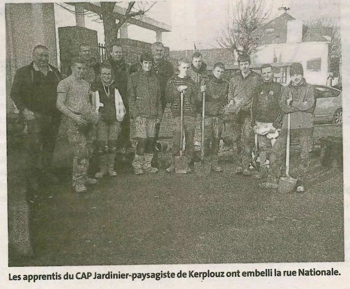 Les lycéens de Kerplouz embellissent la rue Nationale