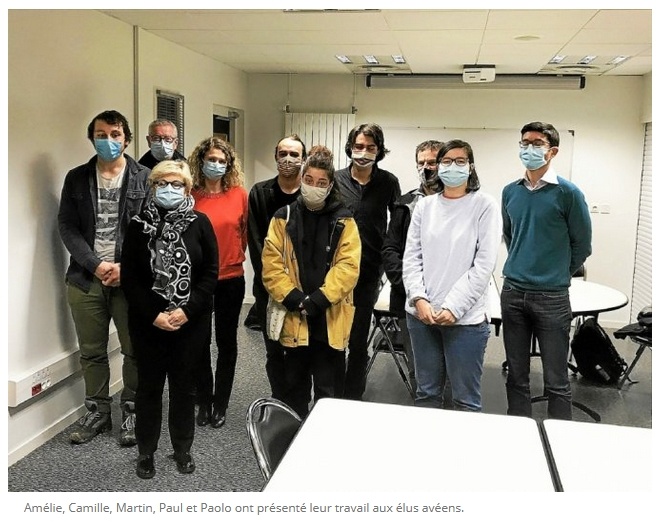 Les BTS du lycée Kerplouz dressent le bilan de santé de la lande de Kerbotin à Saint-Avé