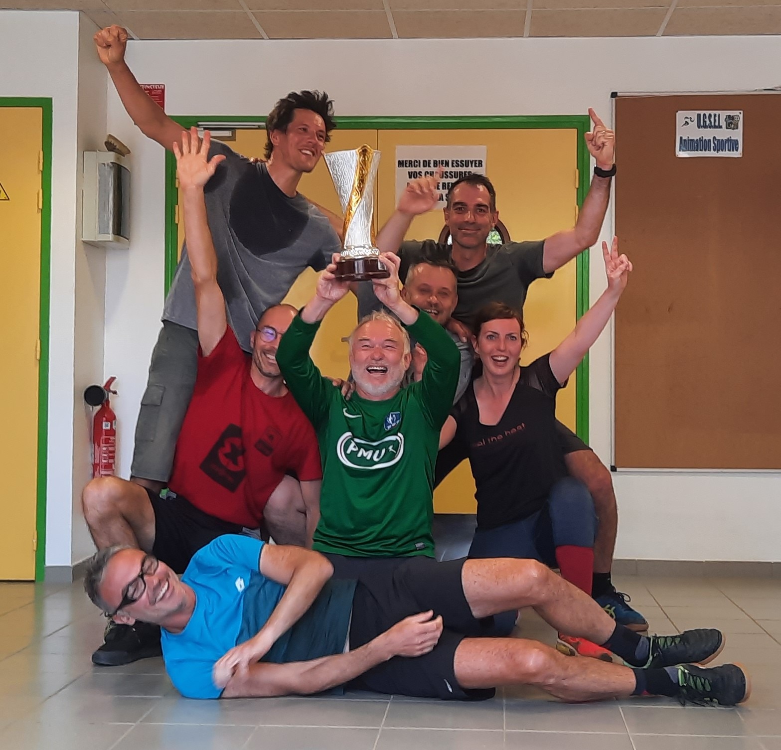 Match de Futsal : Profs VS 3èmes !