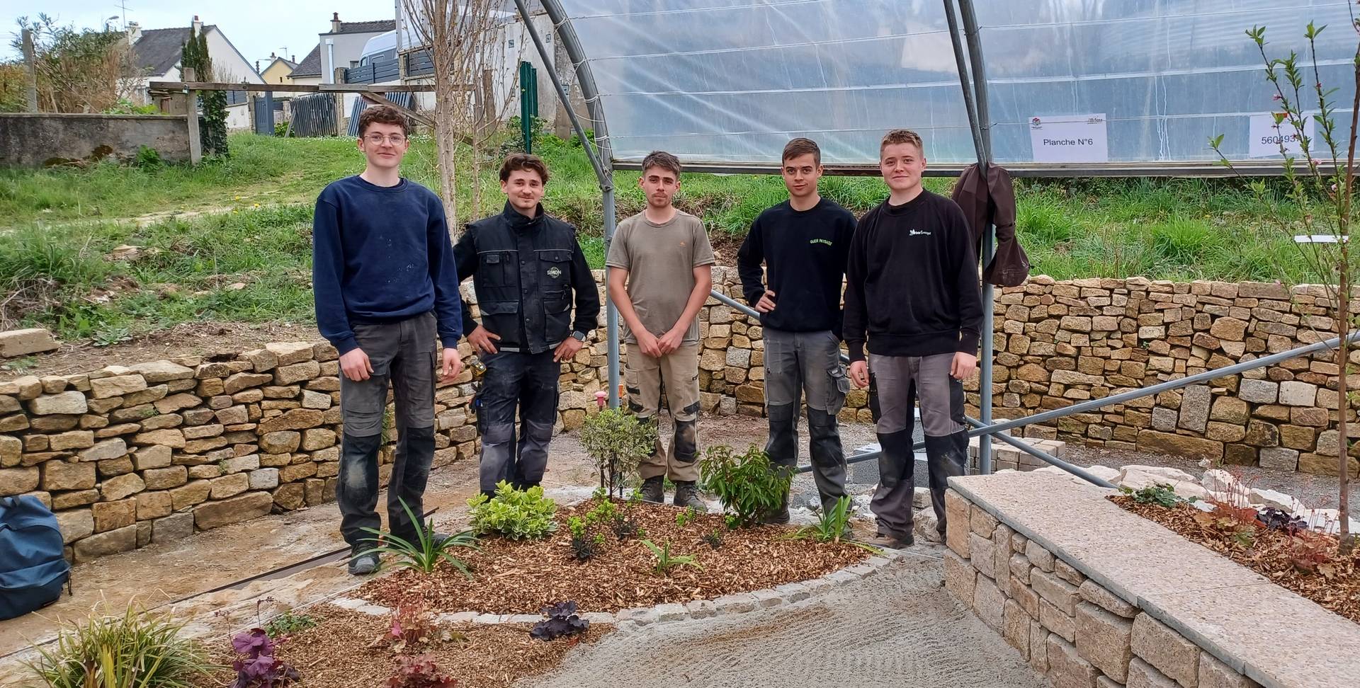 Des apprentis jardiniers Paysagistes de Kerplouz au concours du Meilleur Apprenti de France