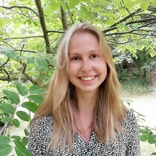 Les « anciens » ont la parole : Alix GUILLAUME